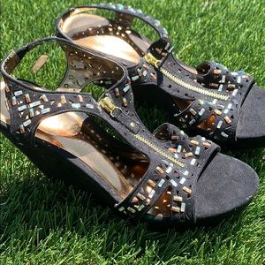 Super cute zip up bling heels